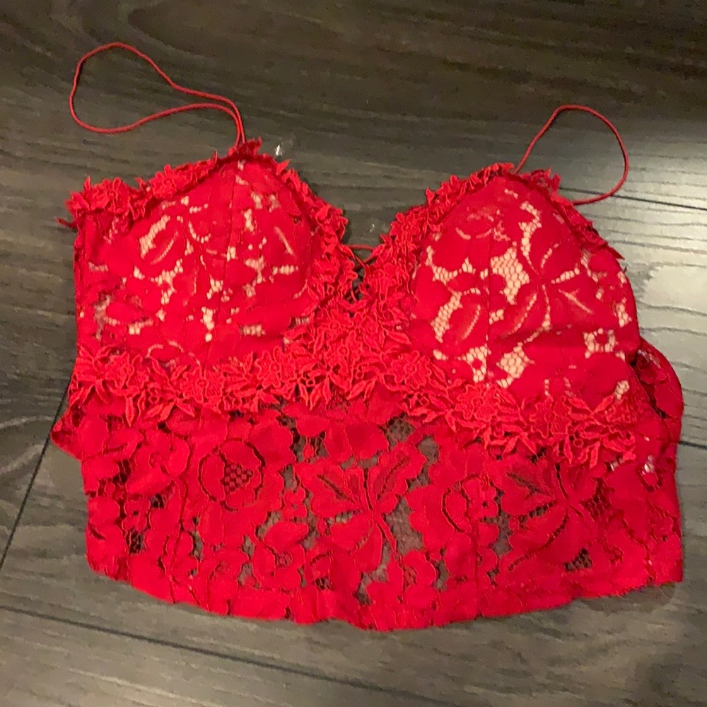 LACEY CROP TOP